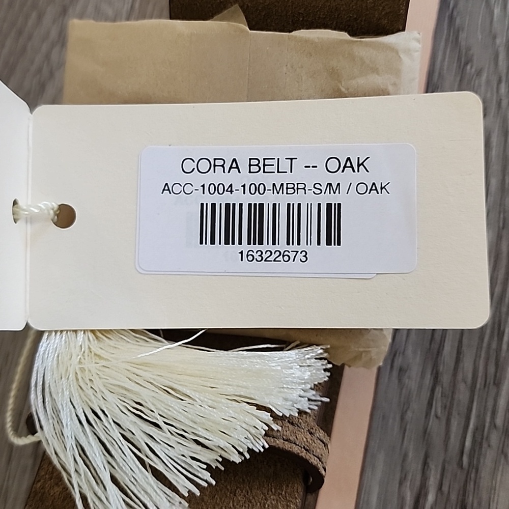 Dôen Cora Belt in Oak S/M - Picture 7 of 8
